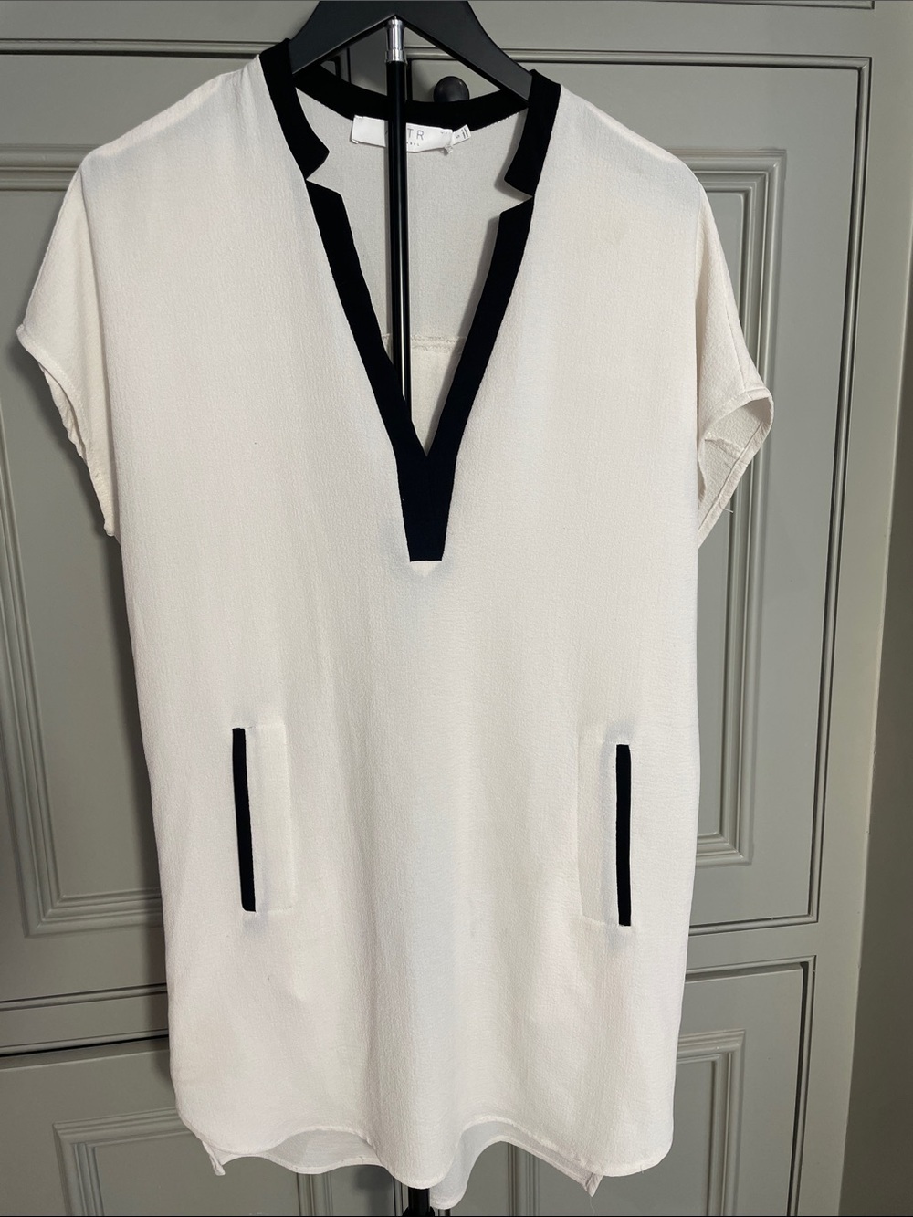 ASTR Ivory Black Trim Tunic Mini Dress Minimalist Modern Euro Chic